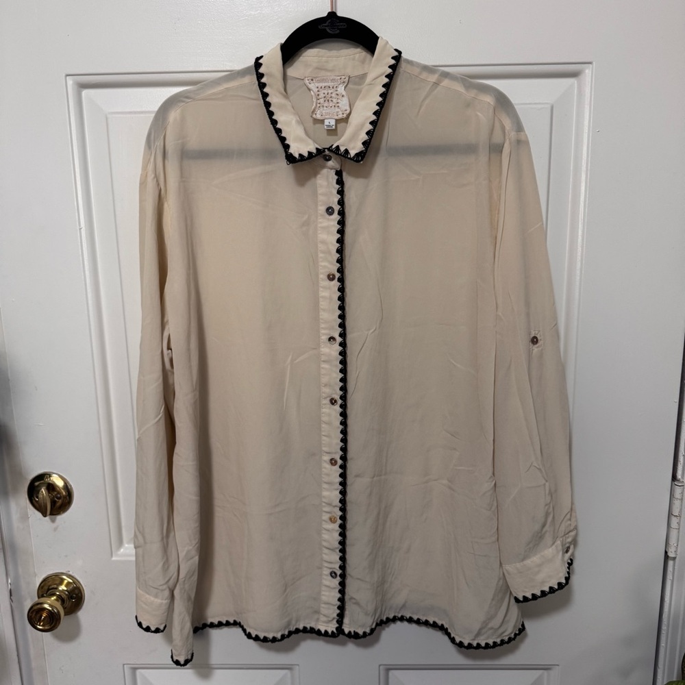 Johnny Was Beige Silk Long Sleeves Button Down Shirt Embroidered Size Large